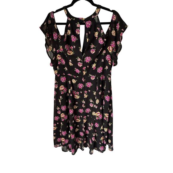 Torrid Black Floral Cold Shoulder Keyhole Dress Size 12 RomanticGoth GardenParty - Picture 2 of 9